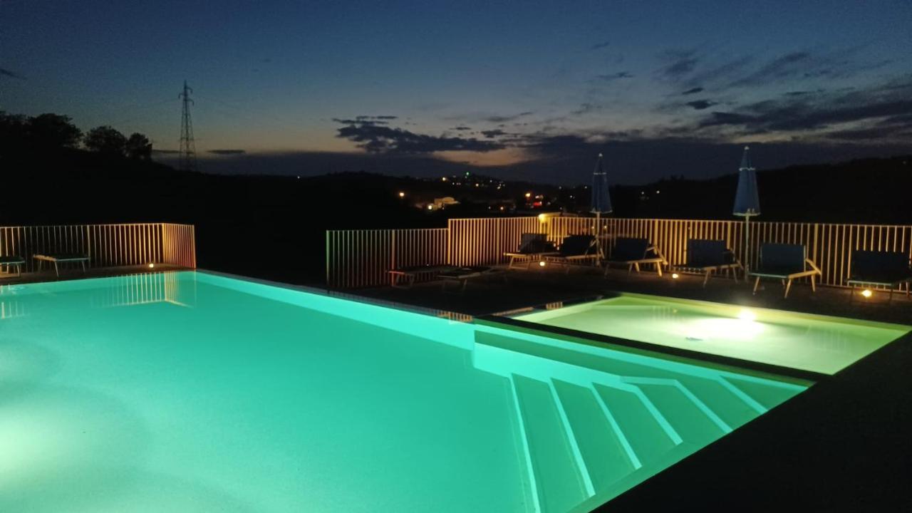 Agriturismo La Mussia Castelnuovo  Bagian luar foto