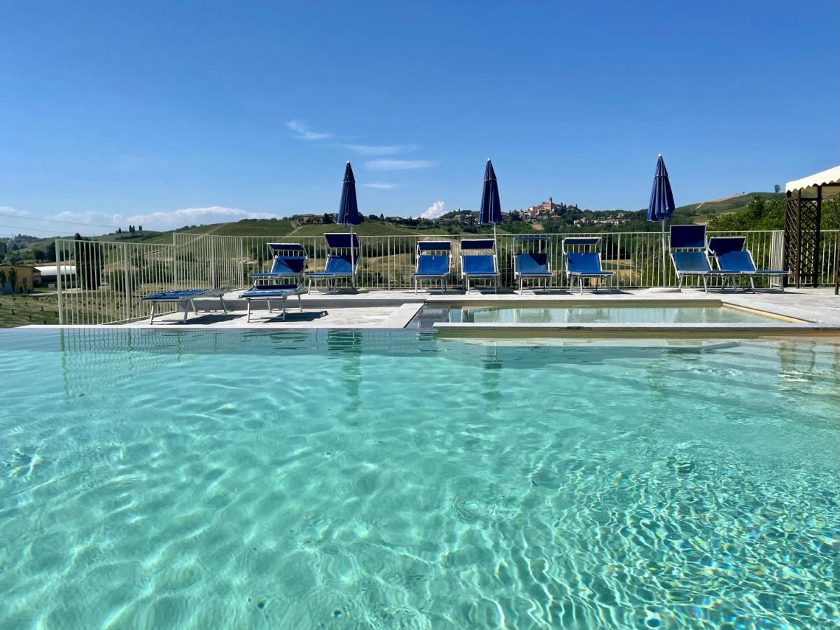 Agriturismo La Mussia Castelnuovo  Bagian luar foto