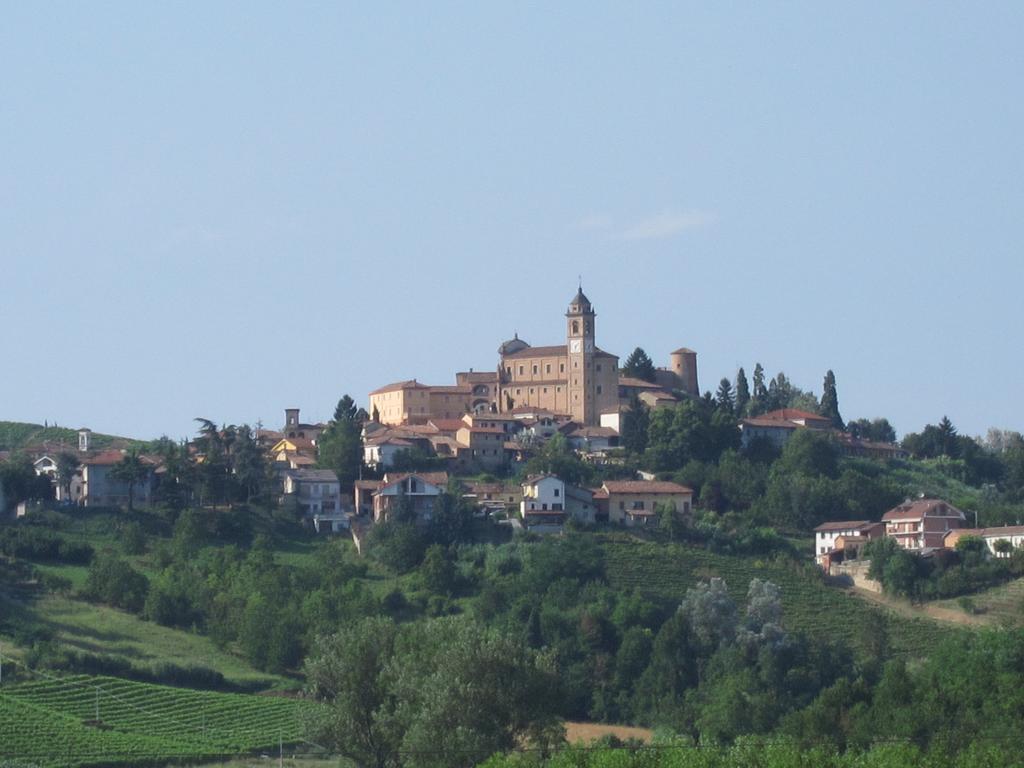 Agriturismo La Mussia Castelnuovo  Bagian luar foto