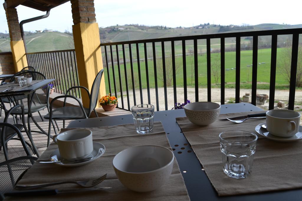Agriturismo La Mussia Castelnuovo  Bagian luar foto