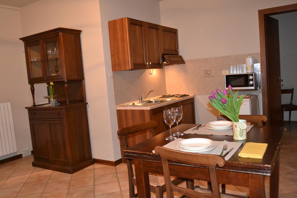 Agriturismo La Mussia Castelnuovo  Bagian luar foto