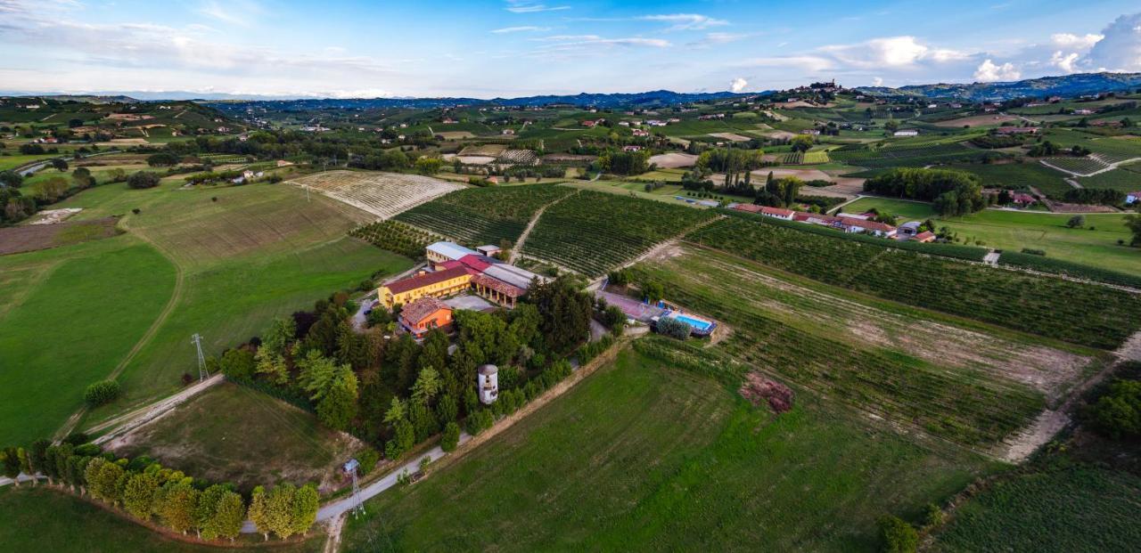 Agriturismo La Mussia Castelnuovo  Bagian luar foto